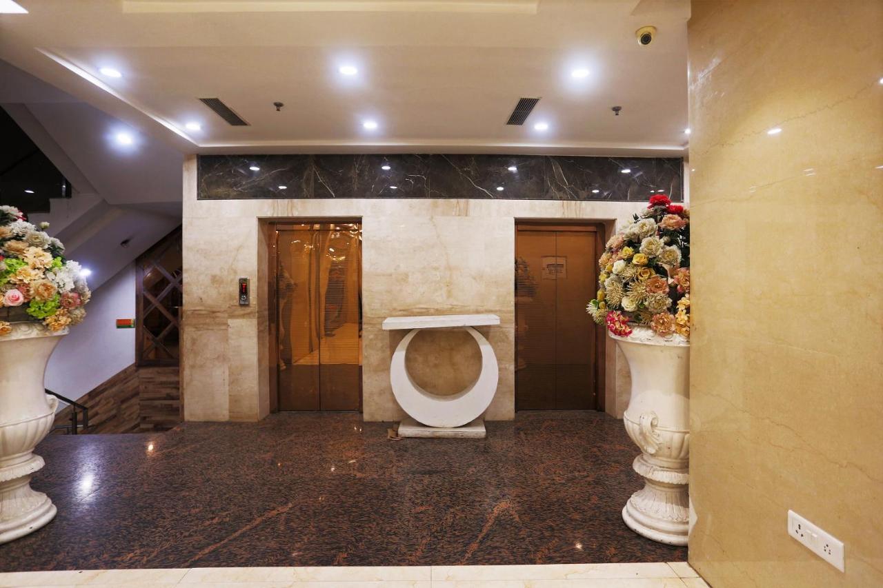 Capital O Green Palms Near Jhilmil Metro Station Hotel New Delhi Luaran gambar